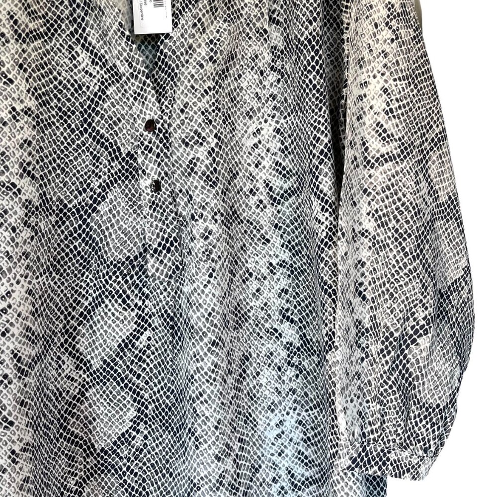 NWT Amour Vert Amy-Serpentine 100% Silk Blouse - Picture 3 of 7